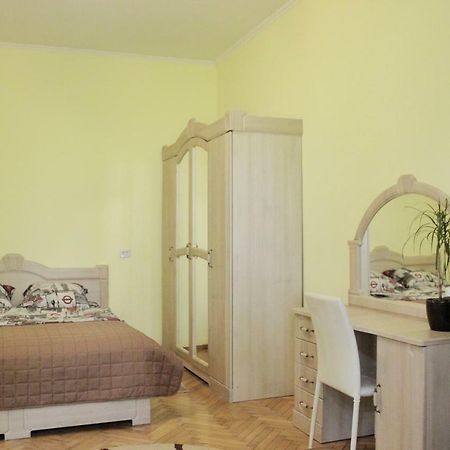 Квартира По Вул.Огієнка 13/5 Λβιβ Εξωτερικό φωτογραφία