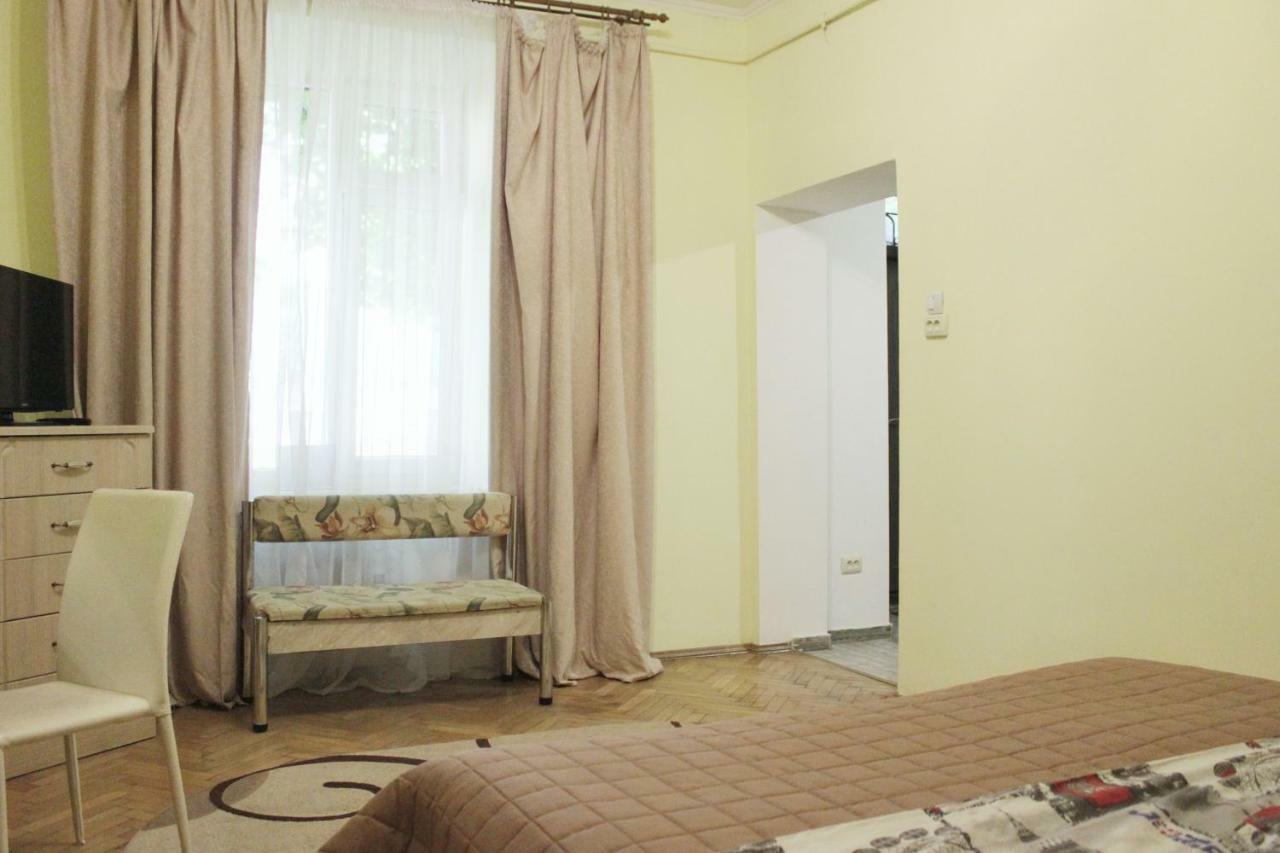 Квартира По Вул.Огієнка 13/5 Λβιβ Εξωτερικό φωτογραφία